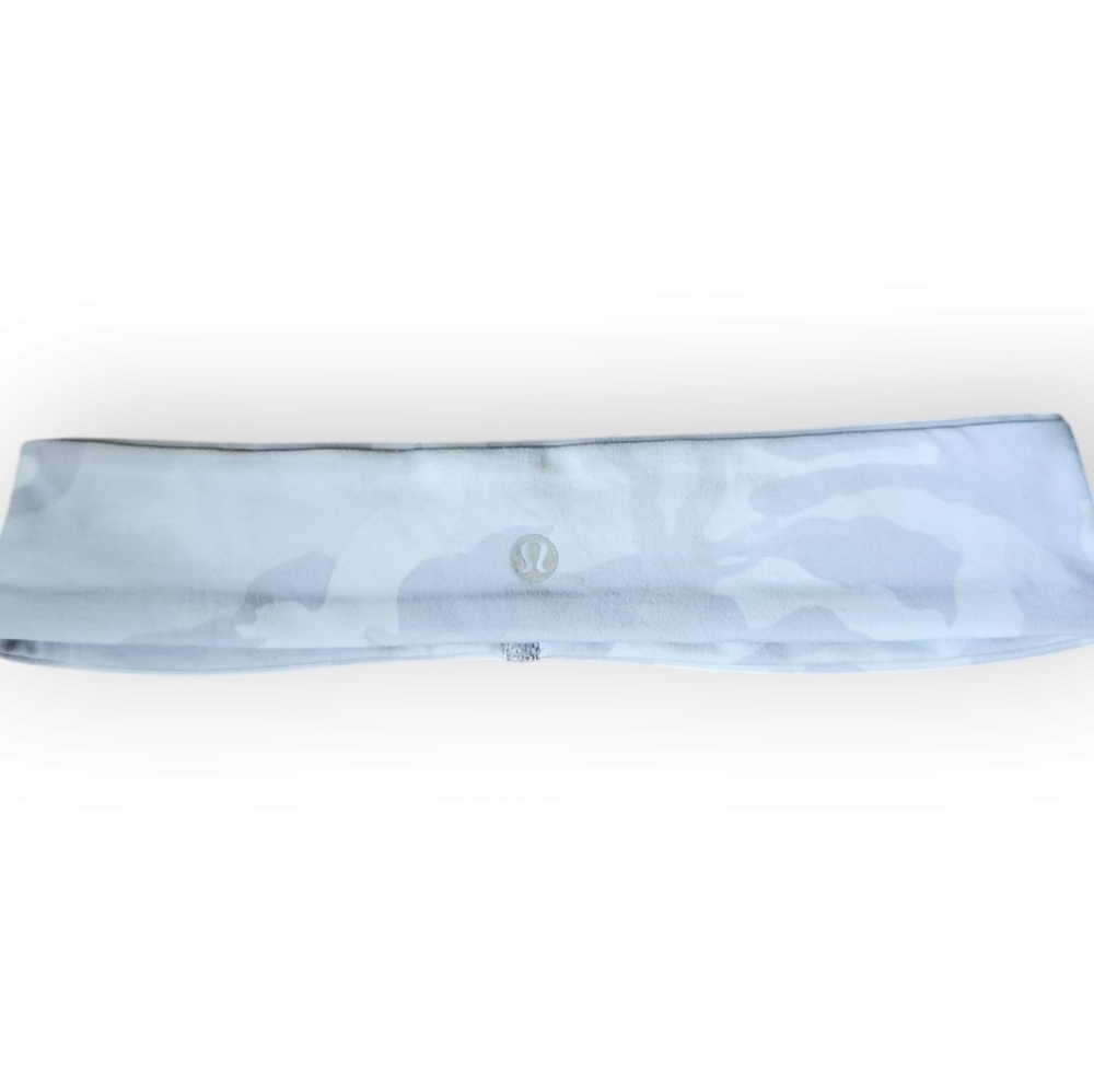 Lululemon Fly Away Tamer Headband Incognito Camo Alpine White Multi - Picture 2 of 5